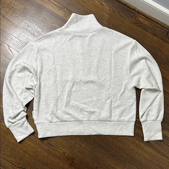 NWT Ladies Varley Davidson Sweat 1/2 Zip - Size Medium - Picture 11 of 11